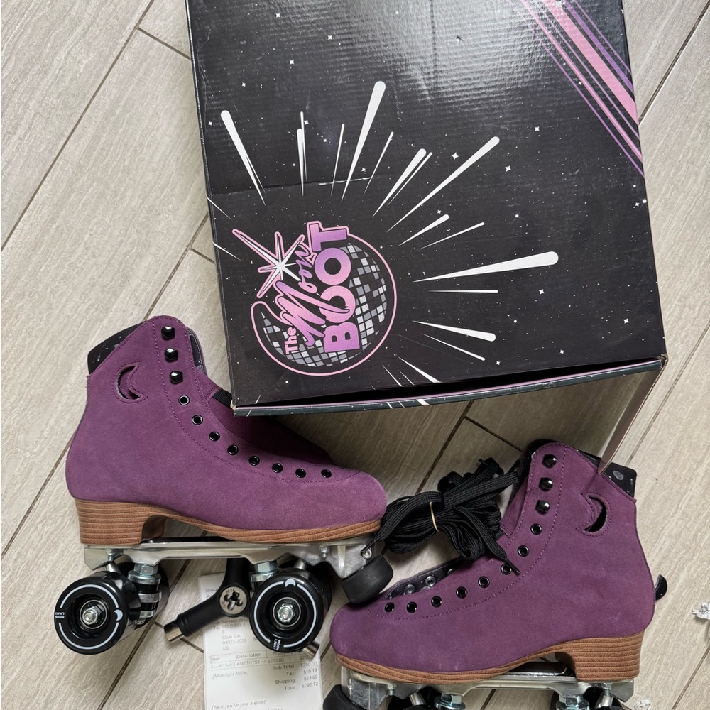 Purple Suede Roller Skates - Picture 4 of 4